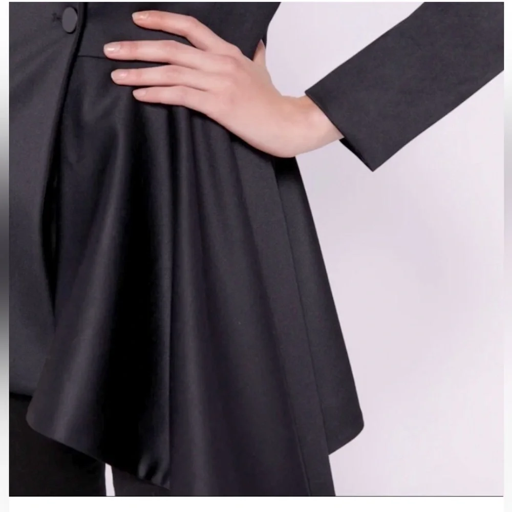 Alice + Olivia Hudson Draped Blazer NWOT